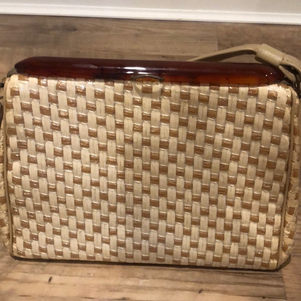 Vintage rattan handle bag with leather detail